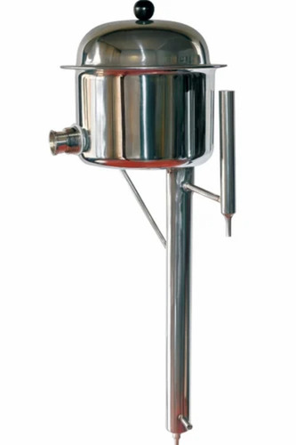 Water Distillation Unit Manesty Type - Color: Gray