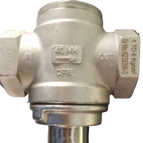 Globe Valve - Metal, Standard Size, Various Colors | Industrial Application, Customizable, Tested Quality