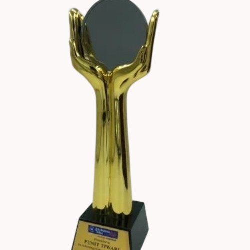 6inch Hand Shape Metal Trophy
