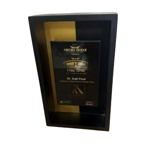 Black Golden Wooden Frame Momento