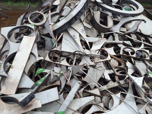 Ss Plate Cutting Scrap 