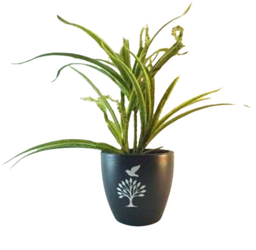 Black Round Terracotta Hand Painted Pot - Capacity: 6 Kg