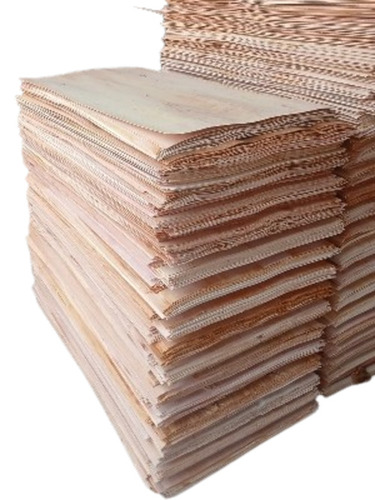 Mahagony Veneer - Thickness: 1.6