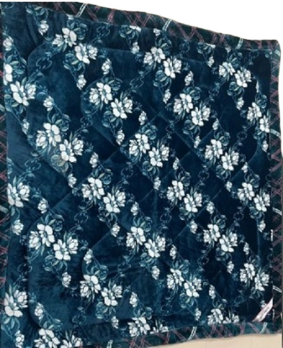 Printed Flannel Quilt - Size: Full