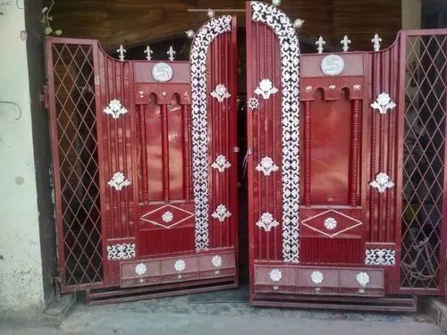 Mild Steel Red Residential Gate - Open Style: Swing