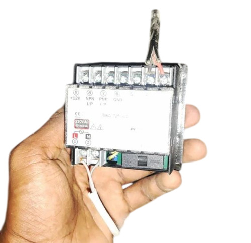 Vibrator Feeder Controller - Standard Size White 220V Electric | Heavy Duty Industrial Equipment