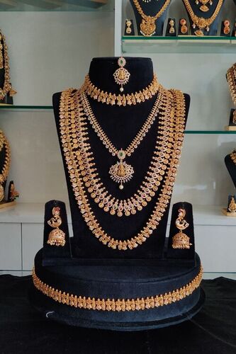 Fashion Imitation Necklace Set - Gold Color, Modern Design, Women's Jewelry Sets, Partywear, Anniversary, Engagement