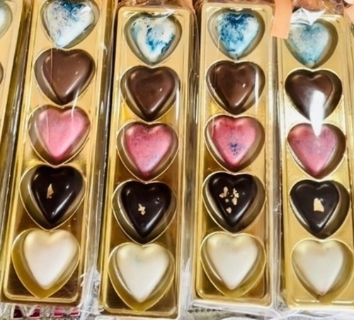 Flavoured Chocolate - 100g Solid Brown Pieces, Good for Health