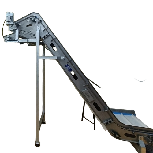 Food Industry Z Type Conveyor - Metal, Standard Size, Various Colors, 220-440V | Low Maintenance, User Friendly, 1 Year Warranty