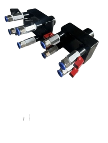 Water Manifold - Color: Black