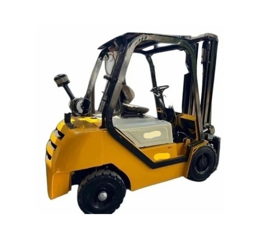 Diesel Forklift - Application: Storage Yard