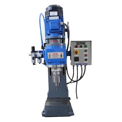 Pneumatic Riveting Machine