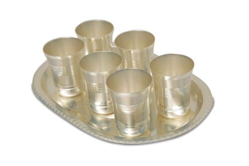 6 Drinking Glasses With Tray