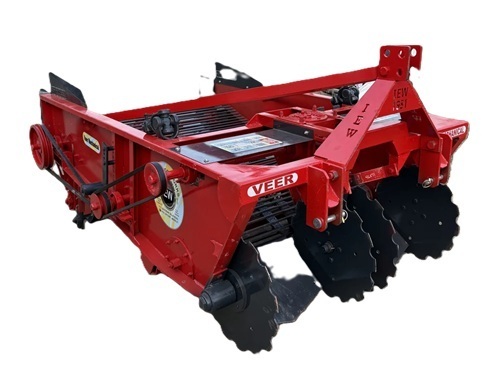 Potato Digger 90 Rod Conveyer - Mild Steel, 40 Hp, Large Capacity | Rod Conveyor, Soil Separation, Adjustable Height, Tractor Mounted, Portable Design