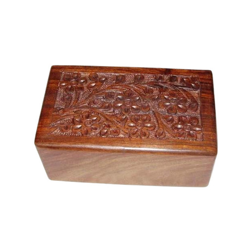 Wood Urn Handicraft