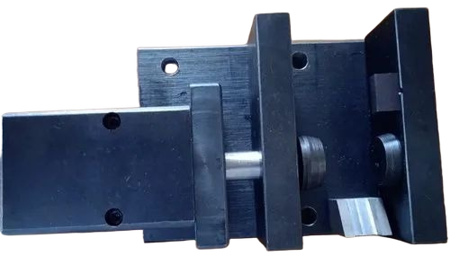 Casting Neck Milling Fixture