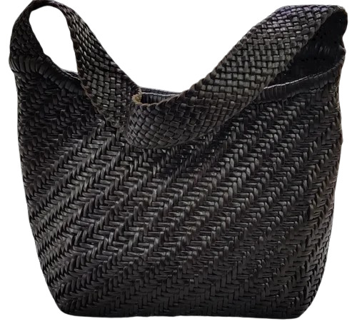 Leather Shoulder Bag - Color: Black