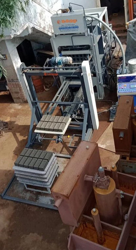 Concrete Block Making Machine