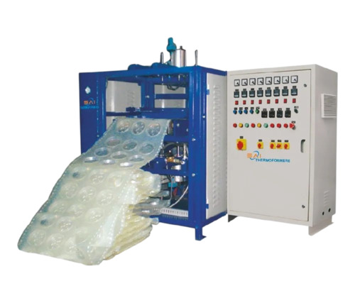 Vacuum Forming Machine