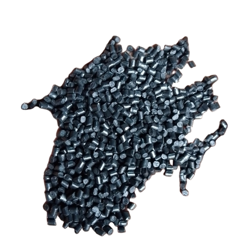 काले प्लास्टिक के दाने