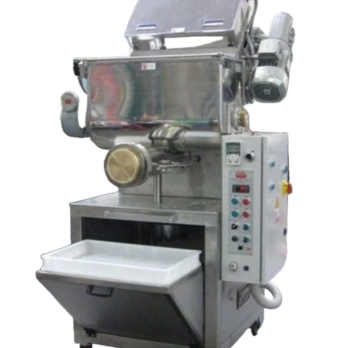 Pasta Extruder Machine