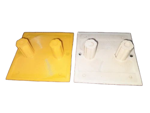 White Road Stud - Color: .