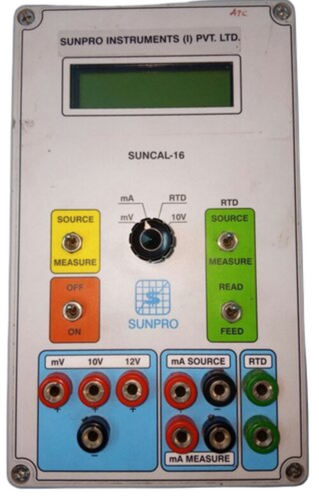 Portable Digital Universal Calibrator - Accuracy: 12200 Mm/M