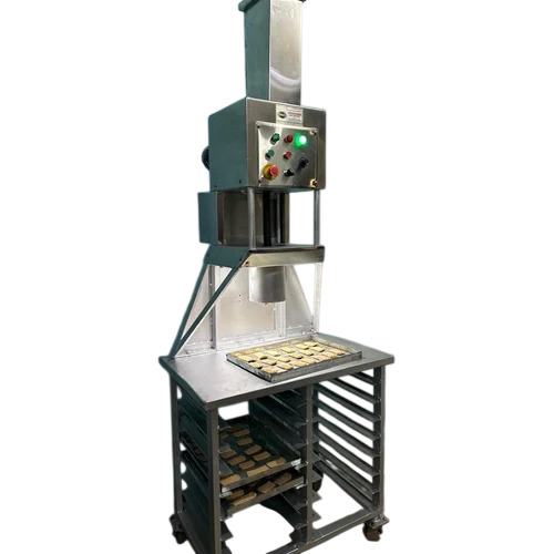 Atta Biscuit Making Machine - Capacity: 5000 Pcs/Hr