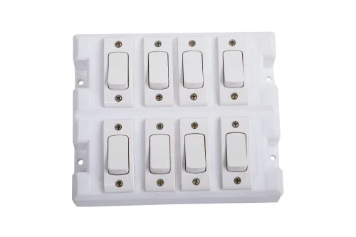 8 Way Gang Box - Color: White