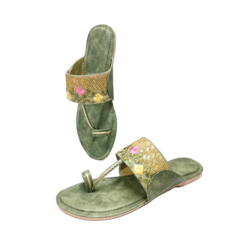 Girls Kolhapuri Slippers