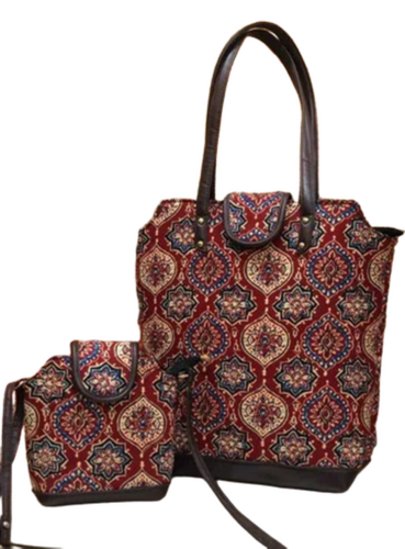 Printed Shoulder Ladies Handbag Set - Color: Multicolor (Customizable)