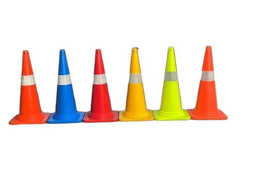 Traffic Safety Cones - Feature: Reflective