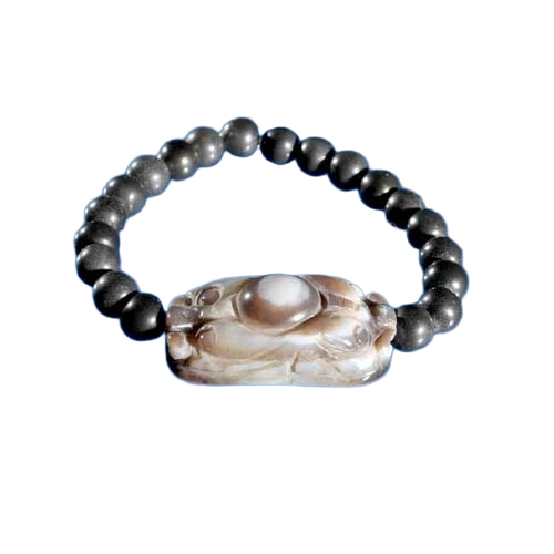 Cat Eye Bracelet - Feature: Glossy Finish