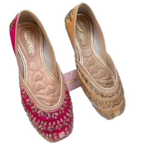 Ladies Stylish Punjabi Jutti
