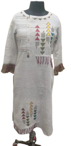 White Ladies Round Neck Rayon Printed Kurti - Feature: Cool Pass