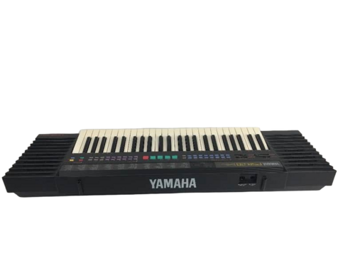 Yamaha Portatone Psr-28 Keyboard 