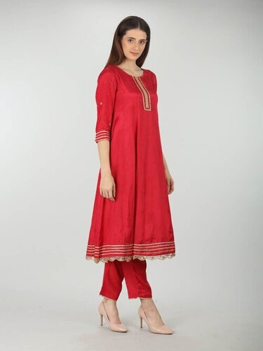 Ladies Kurta Set