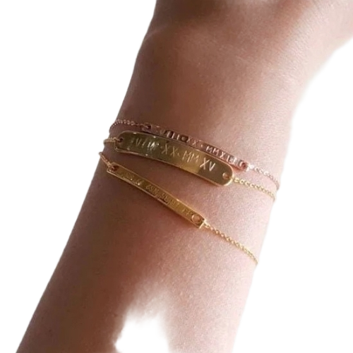Engraved Bar Bracelet Signature 