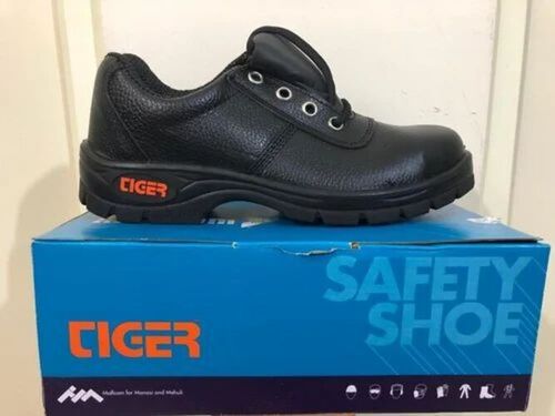 Strong Leather Safety Shoes - Color: Black