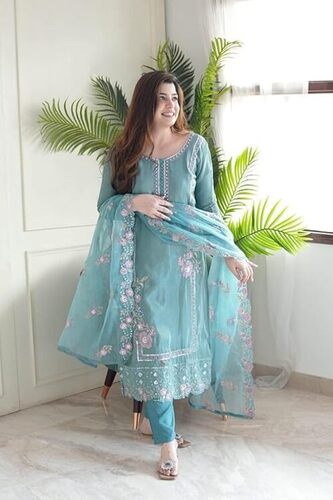 Stylist Ladies Kurta Set