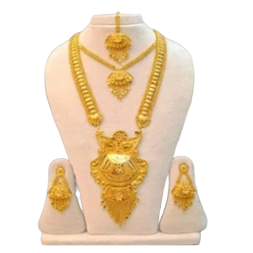 Fancy Gold Necklace Set