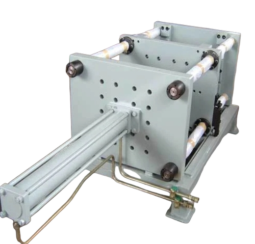 Stationary Gravity Die Casting Machines - Color: White