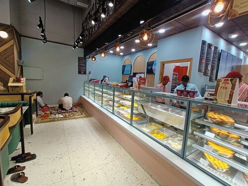 Long Lasting Sweet Display Counter