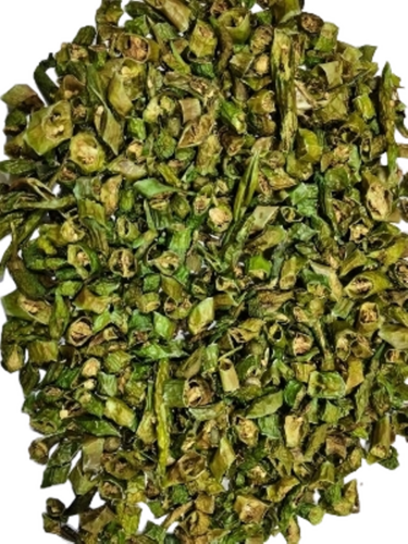 Green chill flakes