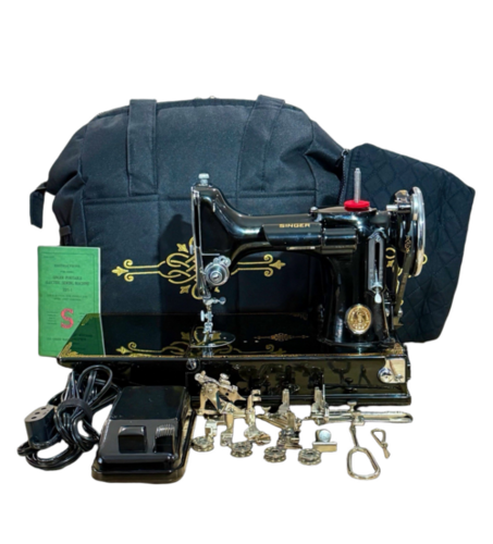Stunning 1935 School Bell Singer Featherweight 221 Sewing Machine