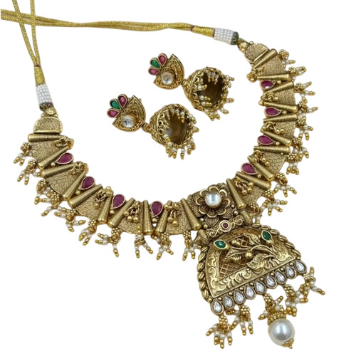 Artificial Necklaces Set