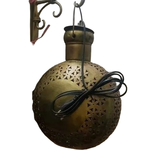 Decorative Candle Holder - Features: Light Weight