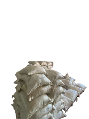 white refined sugar
