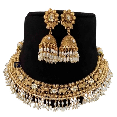 Antique Gold Plated Necklace Set - Color: Golden
