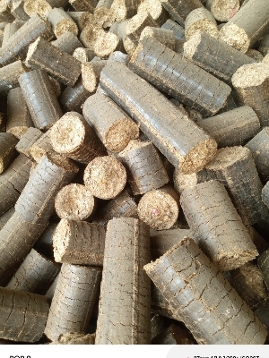 Biomass Briquette - Ash Content (%): 08 %